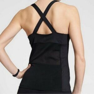 Athleta Be Bold Black support V-Neck Active Top with shelf bra Sz-M BC-Cups.  P1